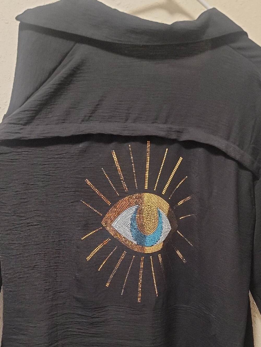 Black Button-Down Shirt with Embroidered Eye Motif Size M EUC - Picture 6 of 6